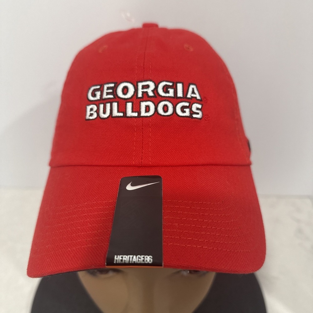 NIke Georgia Bulldogs Hat Cap Mens Adjustable Red NCAA Club Cap Brand New